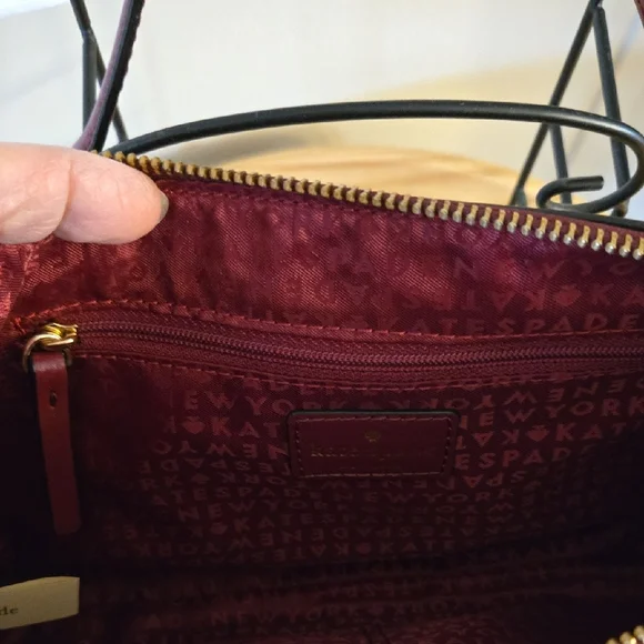 Kate Spade Red Clutch Wristlet Sleek Design - Picture 3 of 5